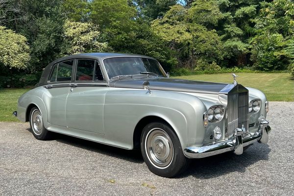 1964 Rolls Royce Car Rental for Weddings